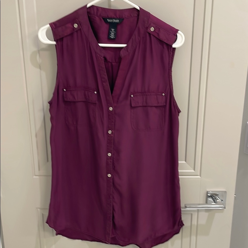 White House/Black Market Purple/Burgundy Silk Sleeveless Button Down Blouse